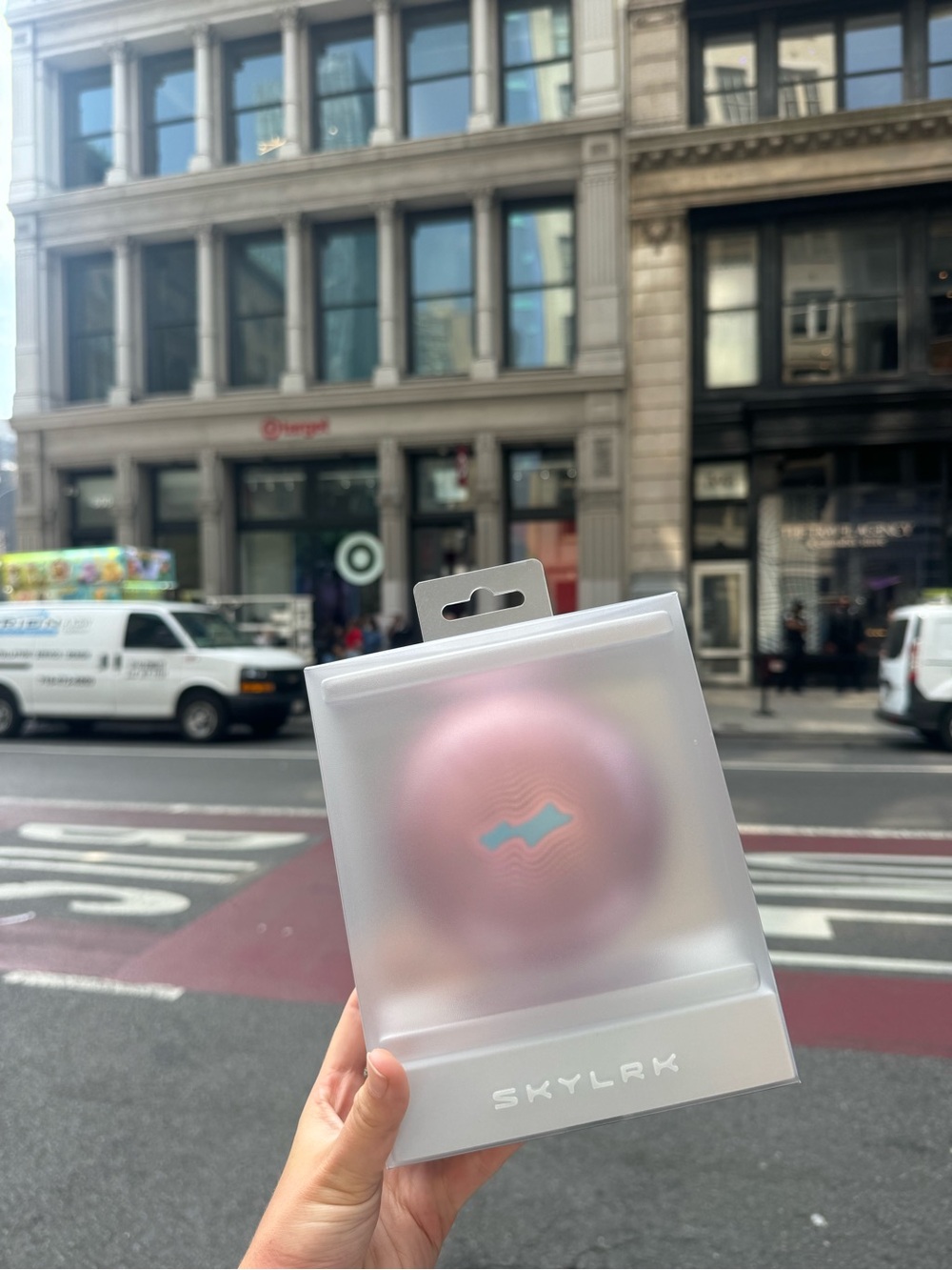 SKYLRK DOMO SPEAKER